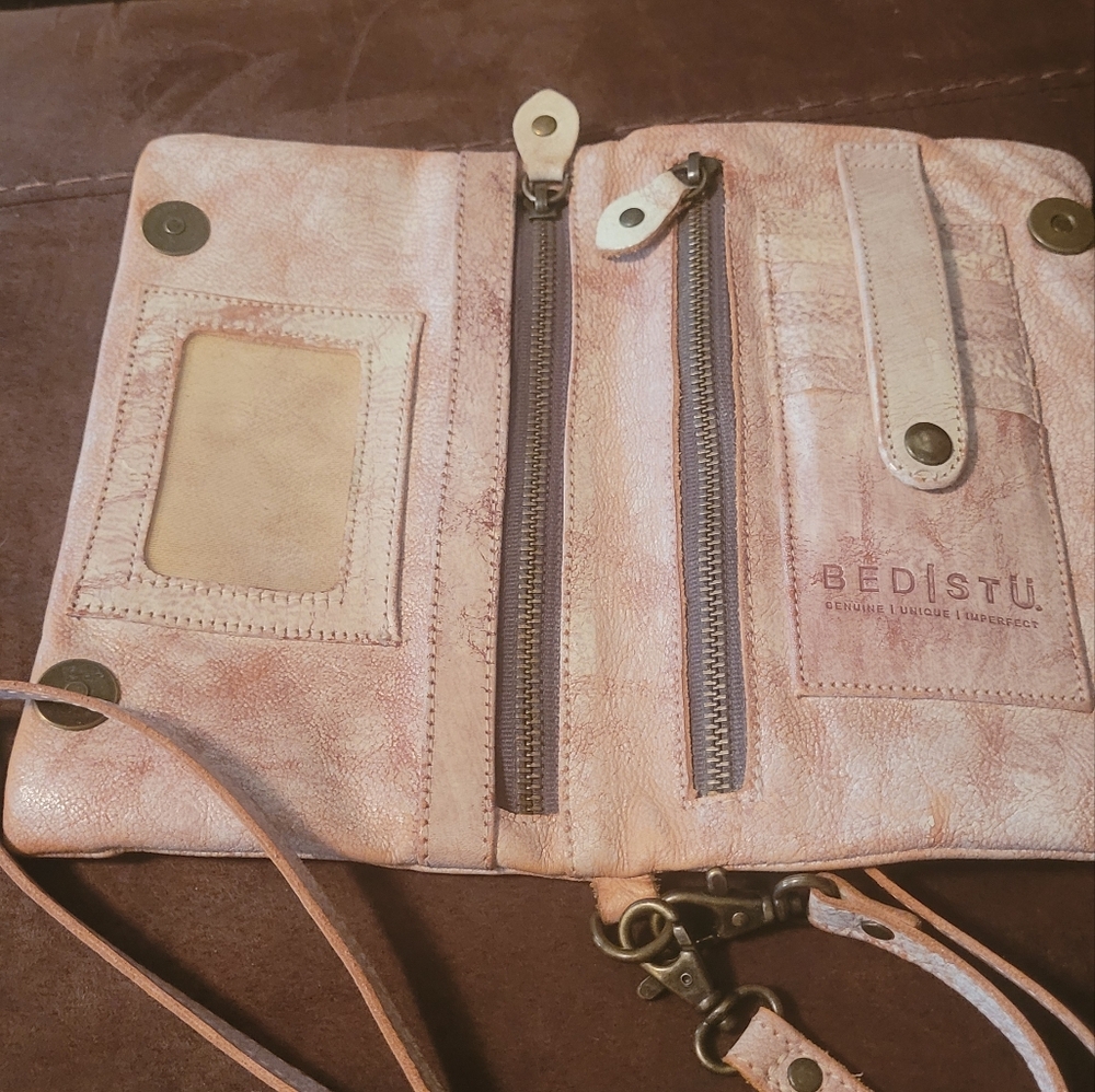BedStu Cadence wallet